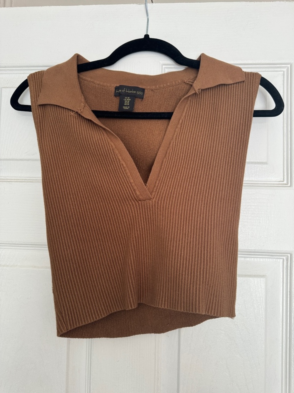 House of Harlow 1960 Ribbed V-Neck Tank in Brown